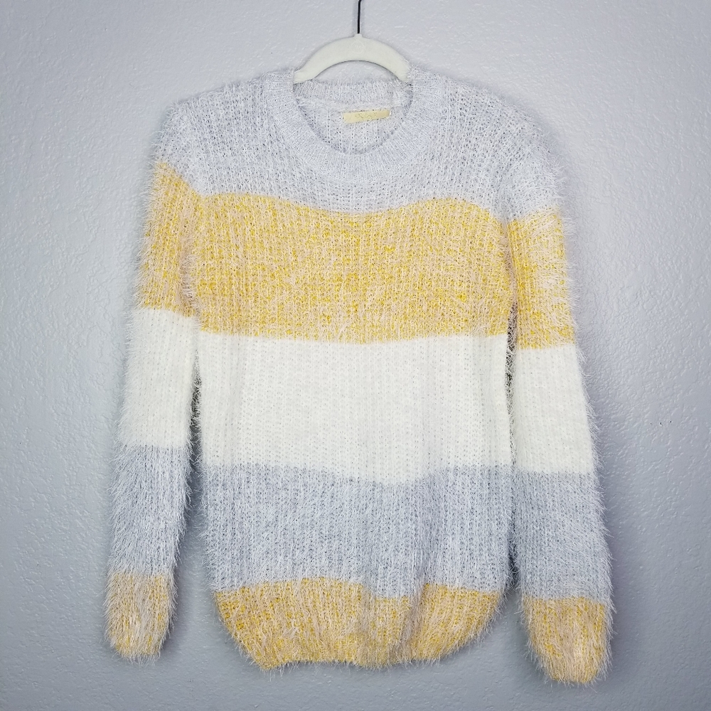 NWT Fuzzy striped crew neck sweater sz small